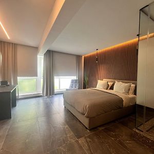 Signature Suites - Athens